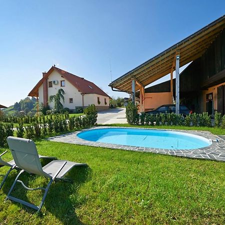 Farmhouse Lipoglav Loče pri Poljčanah Eksteriør billede